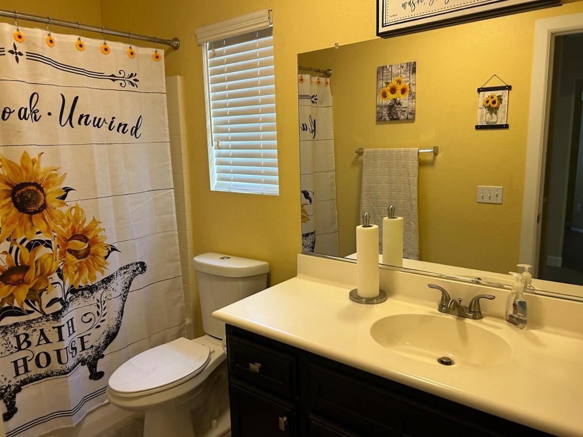Walking Distance To Stagecoach Villa Indio Exterior foto