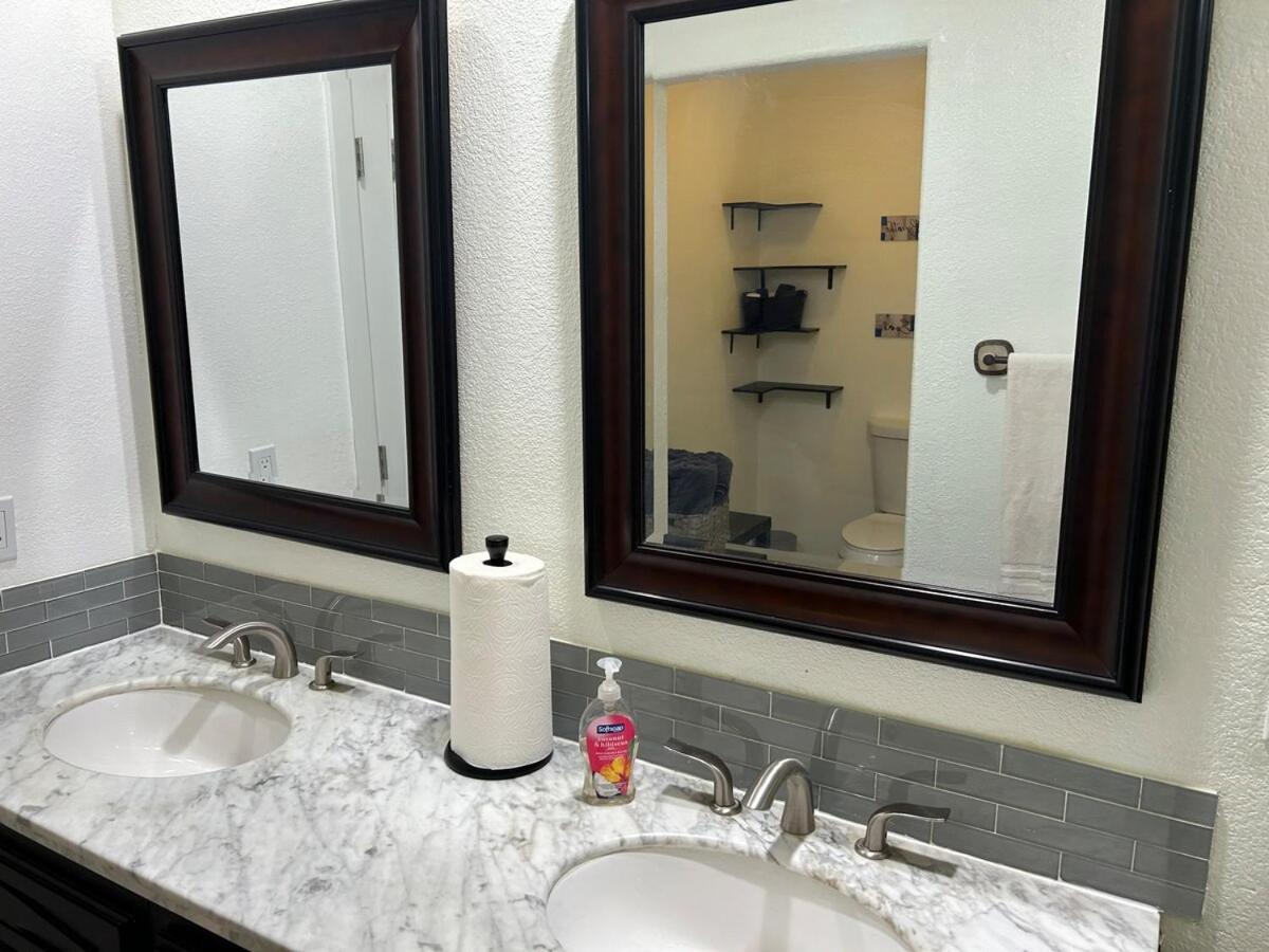 Walking Distance To Stagecoach Villa Indio Exterior foto